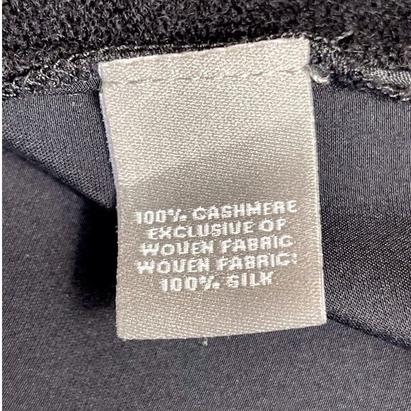 Neiman Marcus Cashmere Silk Boxy Sweater Black Medium Minimalist Luxe EUC - Picture 12 of 16